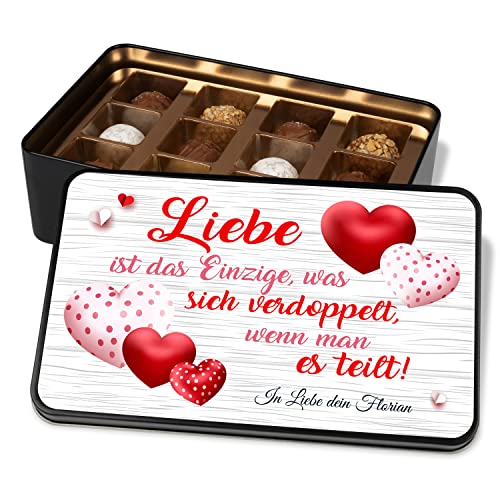Geschenk zum Valentinstag: Geschenkdose personalisiert mit 12 Confiserie-Pralinen „Liebe ist das Einzige, was sich verdoppelt“ - Valentine's Day Geburtstag Jahrestag Hochzeitstag von True Statements