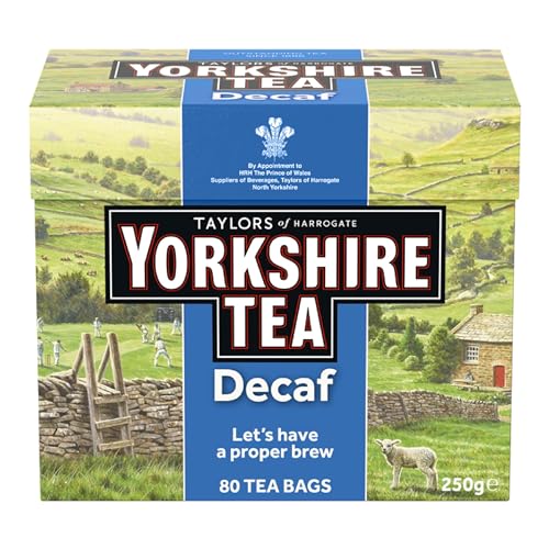 Yorkshire Tea Entkoffeiniert - Erfrischender und Starker, Schwarzer Entkoffeinierter Tee - Traditioneller Britischer Tee - Aus Verantwortungsvoller Herkunft - 80 Teebeutel von Yorkshire Tea