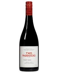 Two Paddocks, Estate Pinot Noir, ROTWEIN (case of 6x75cl) Neuseeland/Central Otago von Two Paddocks