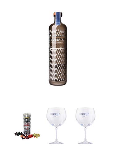 Bobbys Schiedam Dry Deutschland 0,7 Liter + Gin Flight Gewürze zum Verfeinern von Gin Tonic 1er Pack 1 x 12 Gramm + Citadelle Ballon GIN Glas 1 Stück + Citadelle Ballon GIN Glas 1 Stück Bobbys Schiedam Dry Deutschland 0,7 Liter + Gin Flight Gewürze zum Verfeinern von Gin Tonic 1er Pack 1 x 12 Gramm + Citadelle Ballon GIN Glas 1 Stück + Citadelle Ballon GIN Glas 1 Stück von Unbekannt