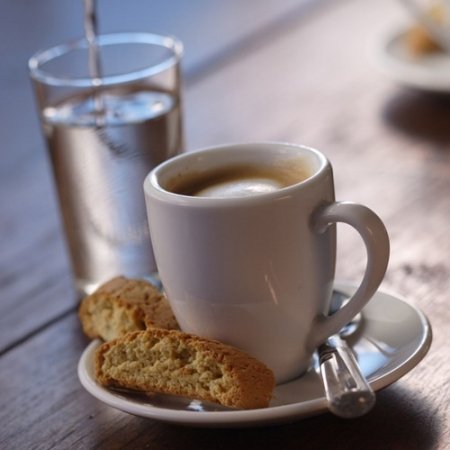 Espresso Italiano Premium 100 g mittel gemahlen von KaffeeShop 24