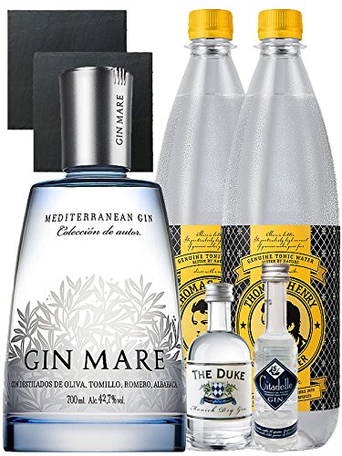 Gin-Set Gin Mare aus Spanien 0,7 Liter + The Duke München Dry Gin 5 cl + Citadelle Gin aus Frankreich 5 cl + 2 x Thomas Henry Tonic Water 1,0 Liter + 2 Schieferuntersetzer quadratisch 9,5 cm Gin-Set Gin Mare aus Spanien 0,7 Liter + The Duke München Dry Gin 5 cl + Citadelle Gin aus Frankreich 5 cl + 2 x Thomas Henry Tonic Water 1,0 Liter + 2 Schieferuntersetzer quadratisch 9,5 cm von Unbekannt