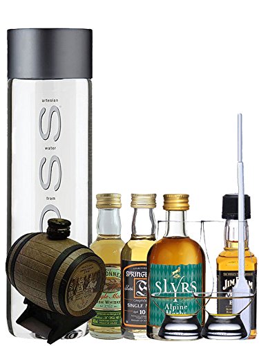 Whisky Probierset Old St. Andrews Mini-Fass 5cl, Slyrs Herbs Alpine 5cl, Springbank 10 5cl, The Tyrconnell 5cl, Jim Beam Black 5cl + 500ml Voss Wasser Still, 2 Glencairn Gläser und eine Einwegpipette von Unbekannt