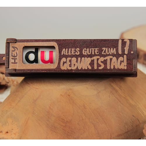 Urhome Geschenkbox Alles Gute zum 17. Geburtstag mit Duplo Schokoriegel - Überraschung Holzbox mit Spruch Gravur inkl. Schokolade Geschenk Riegel - Geburtstagsgeschenk Dunkel Braun von Urhome