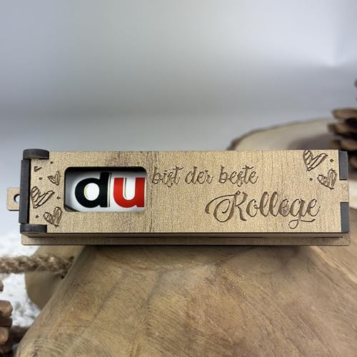 Urhome Geschenkbox Du bist der bester Kollege Gravur mit Duplo Schokoriegel - Herzen Holz Box mit Spruch inkl. Schokolade Riegel - Danke Kollege Freund Geschenk graviert Urhome Geschenkbox Du bist der bester Kollege Gravur mit Duplo Schokoriegel - Herzen Holz Box mit Spruch inkl. Schokolade Riegel - Danke Kollege Freund Geschenk graviert von Urhome