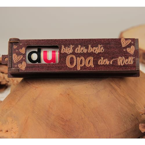 Urhome Geschenkbox Du bist der beste Opa Gravur mit Duplo Schokoriegel - Herzen Holz Box mit Spruch inkl. Schokolade Riegel - Danke Opa Geschenk graviert Dunkel Braun von Urhome