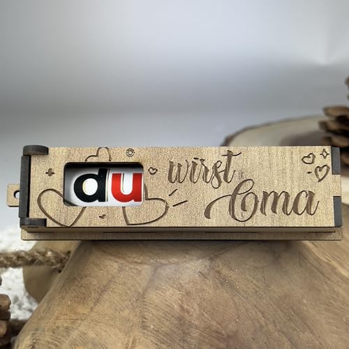 Urhome Geschenkbox Du wirst Oma Überraschung mit Duplo Schokoriegel - Herzen Überraschungsbox mit Spruch Gravur inkl. Schokolade Riegel - Schwangerschaft verkünden Geschenk graviert von Urhome