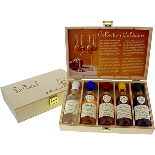 Calvados Collection - 5 rustikale Apfelbrand-Miniaturen mit Ihrer Personalisierung auf der feinen Holzkiste Calvados Collection - 5 rustikale Apfelbrand-Miniaturen mit Ihrer Personalisierung auf der feinen Holzkiste von Vergers de Romilly