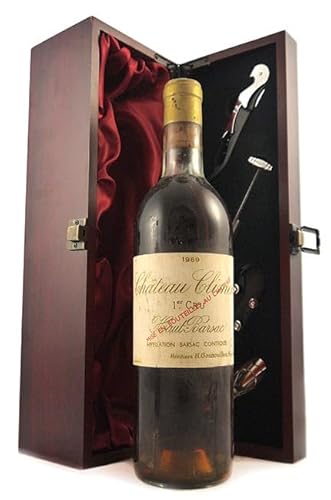 Chateau Climens 1969 1er Cru Classe Sauternes in einer mit Seide ausgestatetten Geschenkbox, da zu 4 Weinaccessoires, 1 x 750ml Chateau Climens 1969 1er Cru Classe Sauternes in einer mit Seide ausgestatetten Geschenkbox, da zu 4 Weinaccessoires, 1 x 750ml von Vintagewinegifts