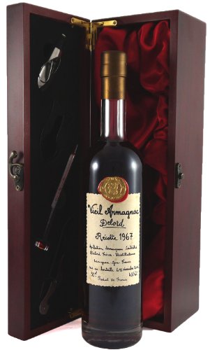 Delord Freres Bas Armagnac 1967 (50cl) in einer mit Seide ausgestatetten Geschenkbox, da zu 4 Weinaccessoires, 1 x 500ml von Vintagewinegifts