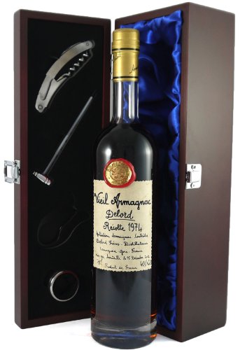 Delord Freres Bas Vintage Armagnac 1974 (70cl) in einer mit Seide ausgestatetten Geschenkbox, da zu 4 Weinaccessoires, 1 x 700ml von Vintagewinegifts