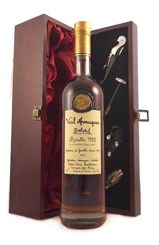 Delord Freres Bas Vintage Armagnac 1995 (70cl) in einer mit Seide ausgestatetten Geschenkbox, da zu 4 Weinaccessoires, 1 x 700ml von Vintagewinegifts