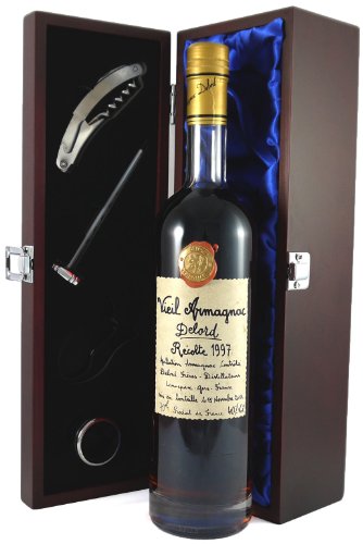Delord Freres Bas Vintage Armagnac 1997 (70cl) in einer mit Seide ausgestatetten Geschenkbox, da zu 4 Weinaccessoires, 1 x 700ml von Vintagewinegifts