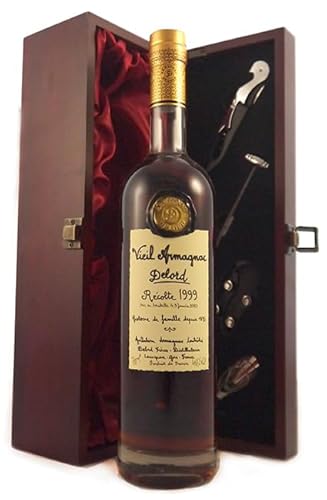 Delord Freres Bas Vintage Armagnac 1999 (70cl) in einer mit Seide ausgestatetten Geschenkbox, da zu 4 Weinaccessoires, 1 x 700ml von Vintagewinegifts