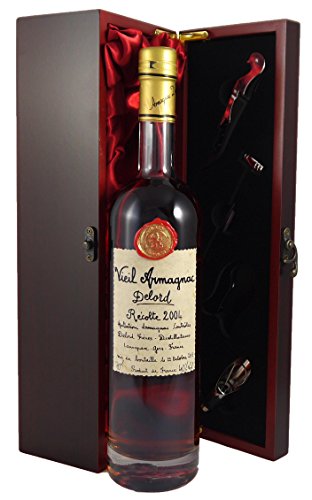 Delord Freres Bas Vintage Armagnac 2004 (70cl) in einer mit Seide ausgestatetten Geschenkbox, da zu 4 Weinaccessoires, 1 x 700ml von Vintagewinegifts