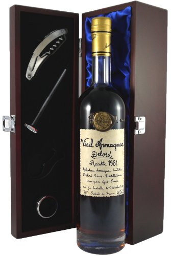 Delord Freres Vintage Armagnac 1981 (70cl) in einer mit Seide ausgestatetten Geschenkbox, da zu 4 Weinaccessoires, 1 x 700ml von Vintagewinegifts