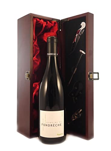 Domaine De Fondreche 2012 Fayard in einer mit Seide ausgestatetten Geschenkbox, da zu 4 Weinaccessoires, 1 x 750ml von Vintagewinegifts