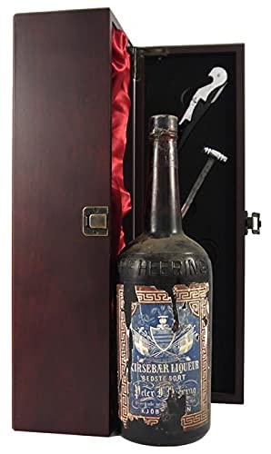 Kirsebaer Cherry Liqueur 1940's P Heering in einer mit Seide ausgestatetten Geschenkbox, da zu 4 Weinaccessoires, 1 x 700ml von Vintagewinegifts