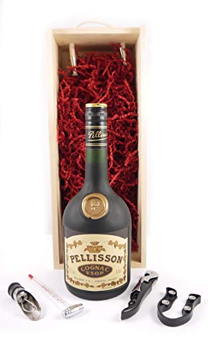 Pellisson VSOP Champagne Cognac in einer mit Seide ausgestatetten Geschenkbox, da zu 4 Weinaccessoires, 1 x 750ml von Vintagewinegifts