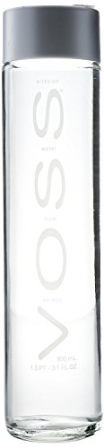 Premium Voss Artesian Still Water Bundle – Set mit 5 Flaschen, je 800 ml – reines, erfrischendes und feuchtigkeitsspendendes natürliches Mineralwasser, je 70 ml (5 Stück) von Voss Artesian Still Water