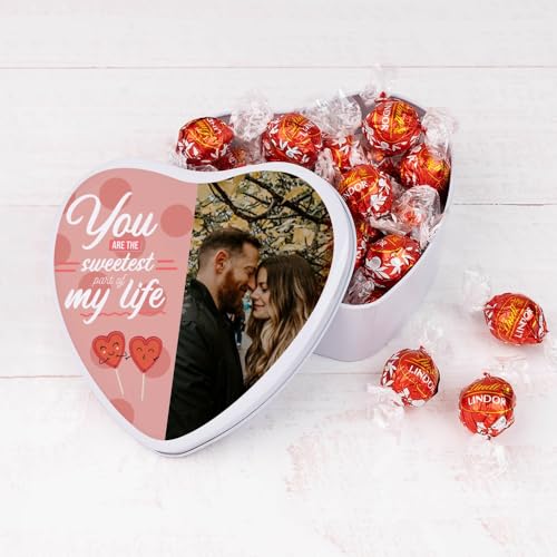 Wanapix | Herzf Blechdose mit Pralinen | Personalisierte mit Foto | Mit 22 Pralinen | Originelles Geschenk zum Valentinstag |16x15x5 cm (800 ml) - Candy von Wanapix