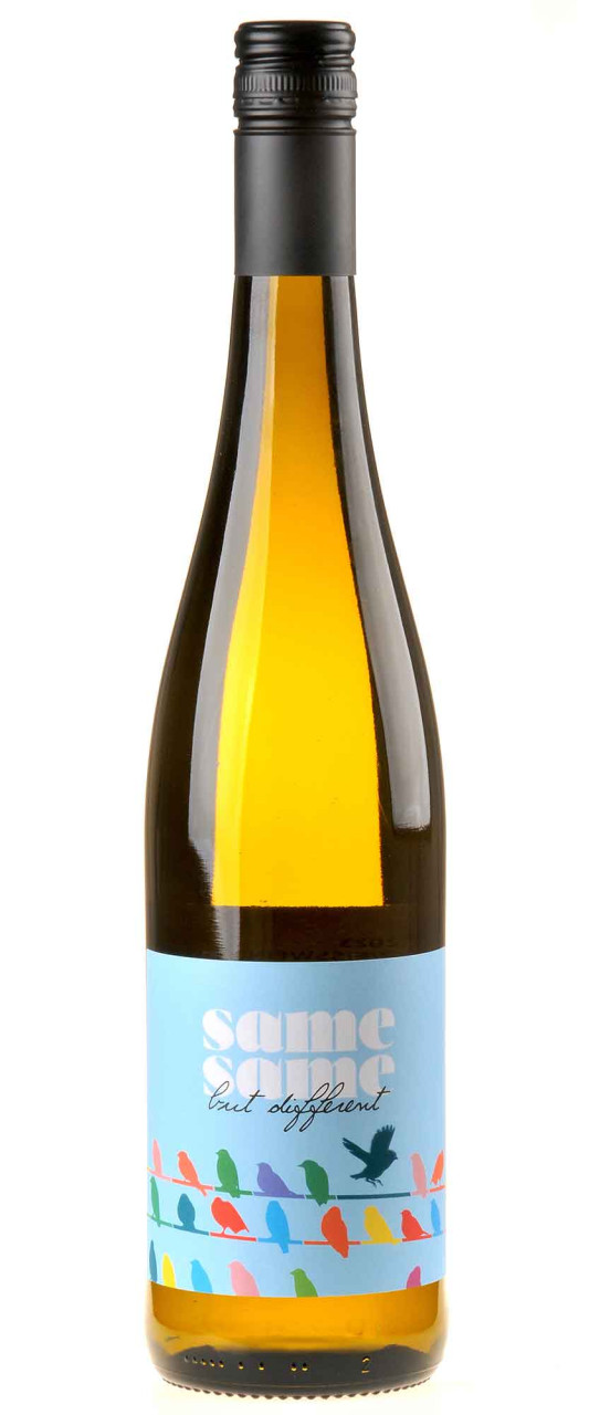 Weingut Seehof Same Same but Different Weißweincuvée 2023 von Weingut Seehof