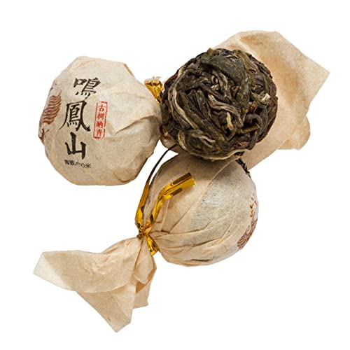 Pu Erh Tee Grün von alten Bäumen in Ming Feng Shan Sheng Pu-Erh Sheng Dragon Ball 500 g 鳴鳳山古樹生茶龙珠| Pu Er Geerntet 2021 | Einziger Ursprung, beste Teeauswahl von Yerbee