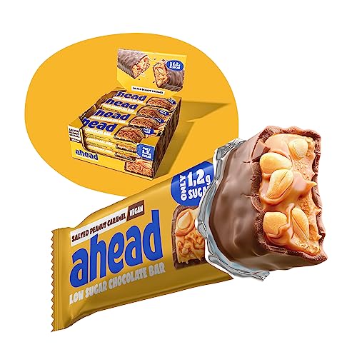 AHEAD Veganer Süßigkeiten Riegel – Salted Peanut Caramel – 16 x 35g – Keto Riegel mit zuckerfreier Schokolade – nur 5g Net Carbs pro Low Carb Süßigkeit - Verbesserte Rezeptur von ahead
