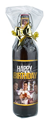 Happy Birthday (Freunde) 1 Liter Bier in Flasche mit Bügelverschluss (in Folie mit Schleife) von bierundmehr