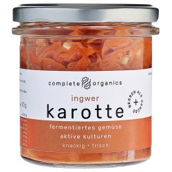 Karotten mit Ingwer aus Bayern im Glas, fermentiertes Gemüse mit aktiven Kulturen von completeorganics