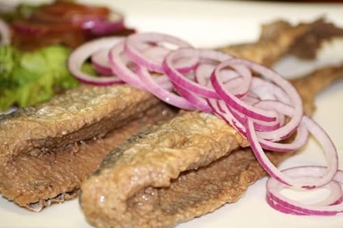 Bratheringe in fein würziger Marinade - in liebevoller Handarbeit nach traditioneller Rezeptur hergestellt - 650 Gramm von delishopper.de - Der Fischemarkt im Netz