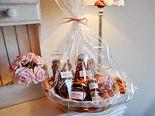 Geschenkkorb / Präsentkorb mit Rosendelikatessen befüllt im Rosenkörbchen - mit Rosengelees, Rosentee, Rosenbonbons und Duftrosenblüten - von generisch