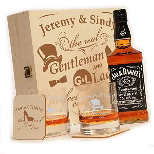 polar-effekt Whisky Geschenkset 6-Teilig Jack Daniels No.7 Flasche - 2 Untersetzer 2 Whiskygläser - personalisiert Hochzeitsgeschenk - Motiv Gentleman and Lady von polar-effekt