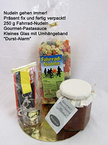 Fahrrad-Nudeln mit Gourmet-Soße und kleinem Glas zum Umhängen Fahrrad-Nudeln mit Gourmet-Soße und kleinem Glas zum Umhängen von schenken und wohnen