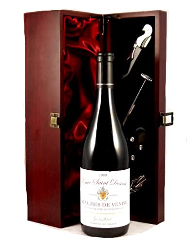 Beaumes de Venise 2009 Cave Saint Desirat in einer mit Seide ausgestatetten Geschenkbox, da zu 4 Weinaccessoires, 1 x 750ml Beaumes de Venise 2009 Cave Saint Desirat in einer mit Seide ausgestatetten Geschenkbox, da zu 4 Weinaccessoires, 1 x 750ml von vintagewinegifts