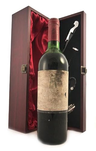 Chateau Latour 1976 1er Grand Cru Classe Pauillac (Red wine) in einer mit Seide ausgestatetten Geschenkbox, da zu 4 Weinaccessoires, 1 x 750ml von vintagewinegifts