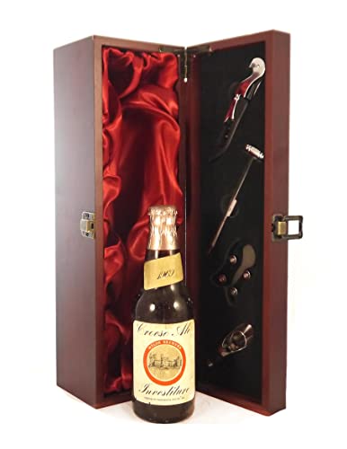 Croeso Investiture Ale 1969 Welsh Brewers (8 1/2 Flozs) in einer mit Seide ausgestatetten Geschenkbox, da zu 4 Weinaccessoires, 1 x 750ml von vintagewinegifts