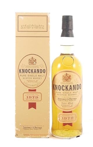 Knockando 15 year old Single Malt Whisky 1979 (Original Box) in einer Geschenkbox, 1 x 700ml von vintagewinegifts