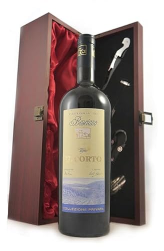 Vigna Il Corto 2018 Fattoria Di Basciano (Red wine) in einer mit Seide ausgestatetten Geschenkbox, da zu 4 Weinaccessoires, 1 x 750ml von vintagewinegifts