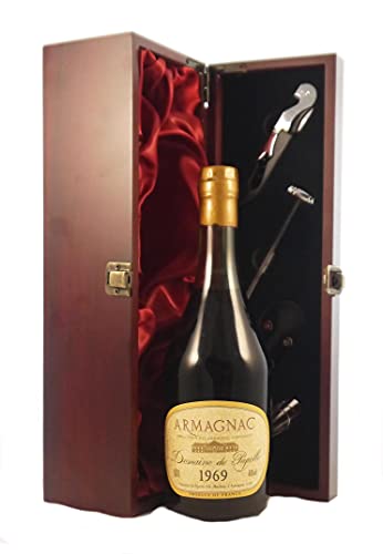 Vintage Armagnac Domaine de Papolle 1969 (70cl) in einer mit Seide ausgestatetten Geschenkbox, da zu 4 Weinaccessoires, 1 x 700ml von vintagewinegifts