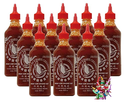 yoaxia ® - 12er Pack - [12x 455ml] FLYING GOOSE Sriracha sehr scharfe Chillisauce SUPERSCHARF + ein kleines Glückspüppchen - Holzpüppchen von yoaxia Marke