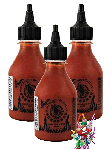 yoaxia ® - 3er Pack - [ 3x 200ml ] FLYING GOOSE Sriracha Hot Chilli BLACKOUT Sauce - EXTREMELY HOT Chilisauce + ein kleines Glückspüppchen - Holzpüppchen von yoaxia Marke