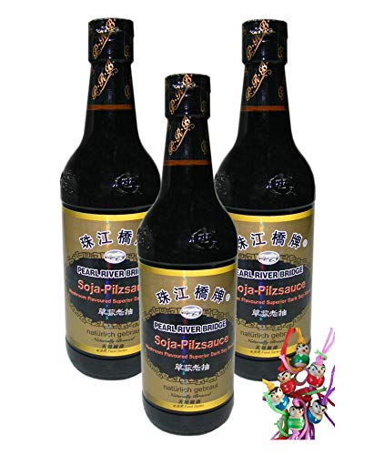 yoaxia ® - 3er Pack - [ 3x 500ml ] PRB Dunkle Soja-Pilzsauce / Mushroom Flavoured Superior Dark Soy Sauce + ein kleines Glückspüppchen - Holzpüppchen von yoaxia Marke