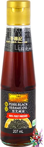 yoaxia ® Marke Set - [ 207ml ] LEE KUM KEE Reines Schwarzes Sesamöl / 100% Pure Black Sesame Oil + ein kleiner Glücksanhänger gratis von yoaxia