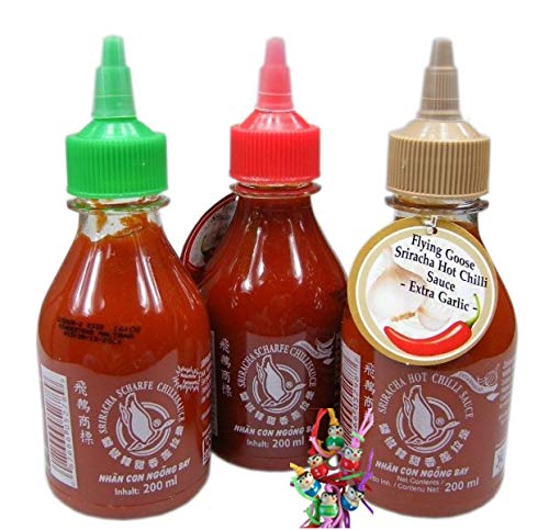 [ 3 verschiedene Geschmacksnoten je 200ml ] FLYING GOOSE 3x SRIRACHA Chilisauce + ein kleiner Glücksanhänger gratis von yoaxia Marke
