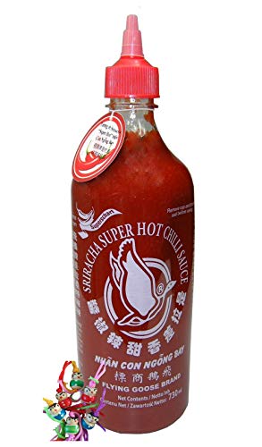 FLYING GOOSE [ 730ml ] Sriracha sehr scharfe Chilisauce SUPERSCHARF (extra Chili) Chilli Sauce + ein kleiner Glücksanhänger gratis von yoaxia Marke