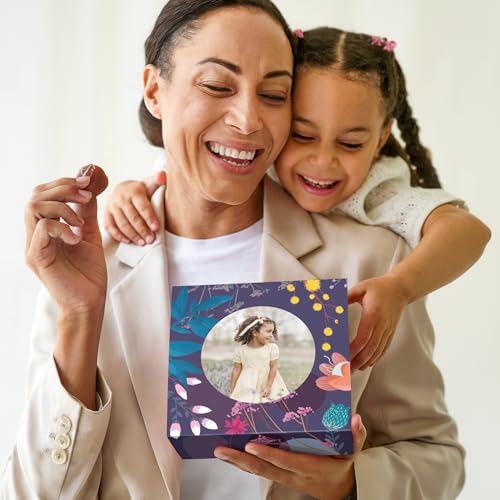 Personalisierte Luxe Bonbons Geschenkbox - Schokolade Bonbons mit Foto oder Text, 16 handgemachte Stücke, exotische und traditionelle Geschmäcker, gemacht aus hochwertiger Schokolade (36 Stück) von your surprise